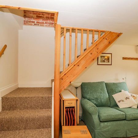 Parkfield Cottage Sturminster Marshall Екстер'єр фото