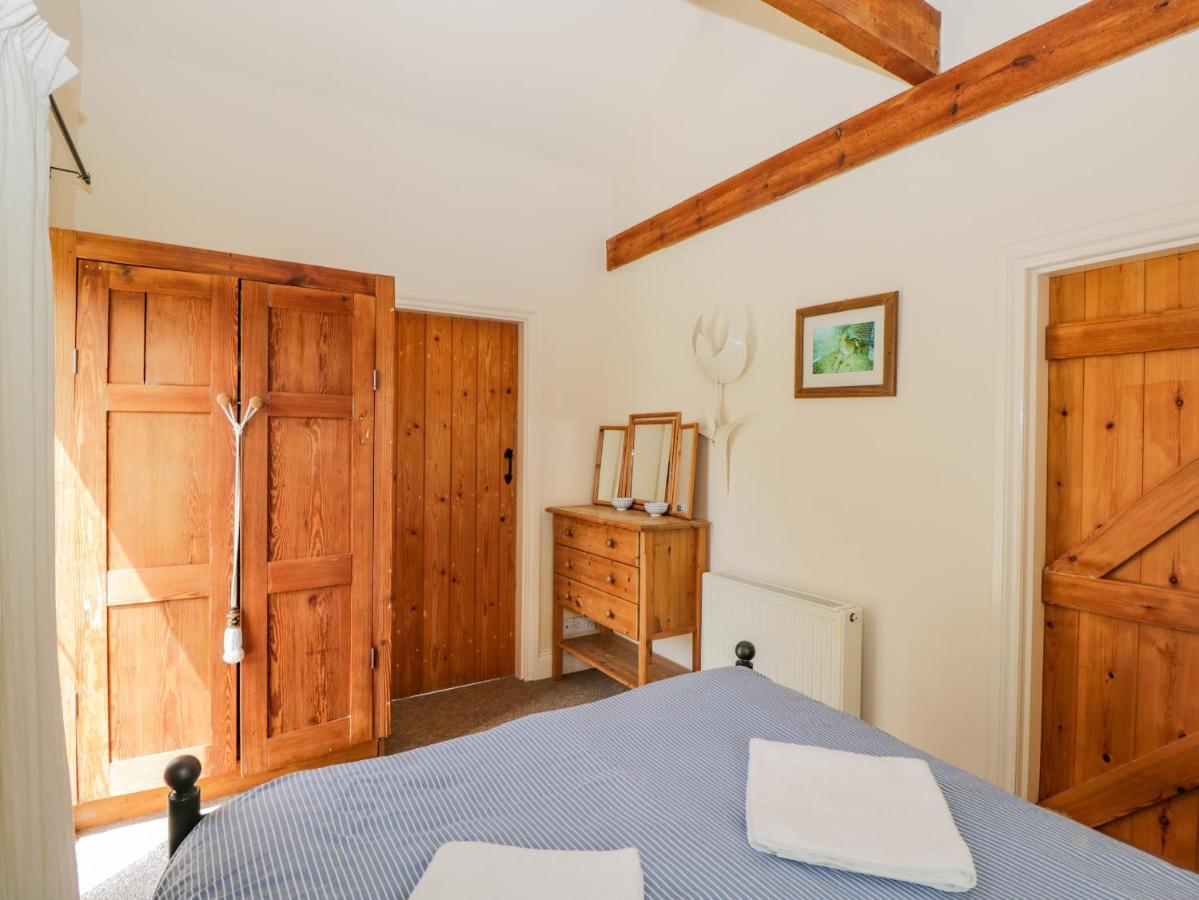 Parkfield Cottage Sturminster Marshall Екстер'єр фото