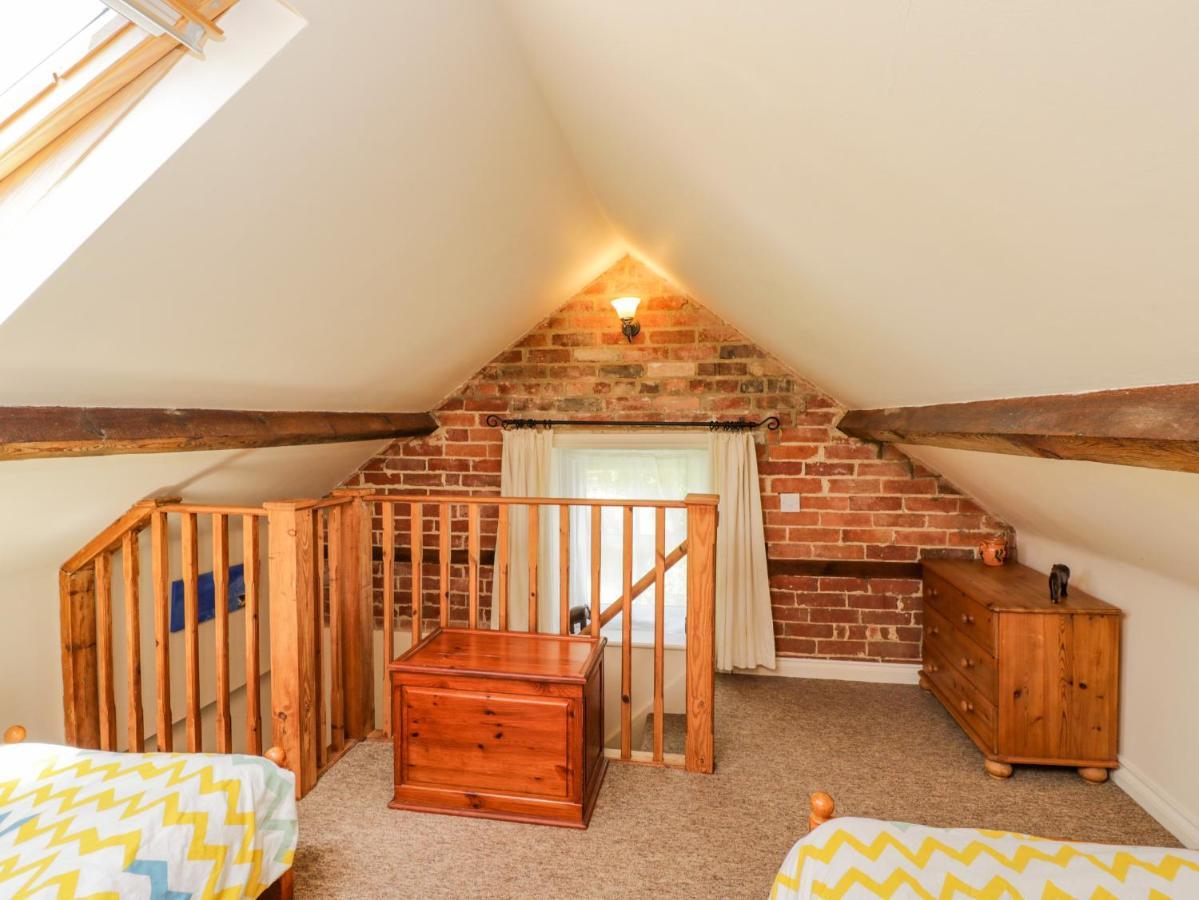 Parkfield Cottage Sturminster Marshall Екстер'єр фото