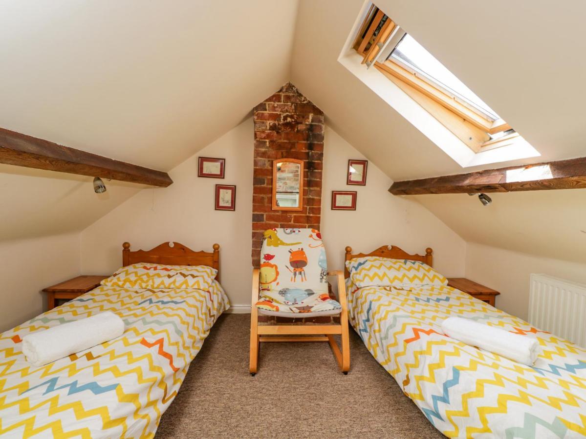 Parkfield Cottage Sturminster Marshall Екстер'єр фото